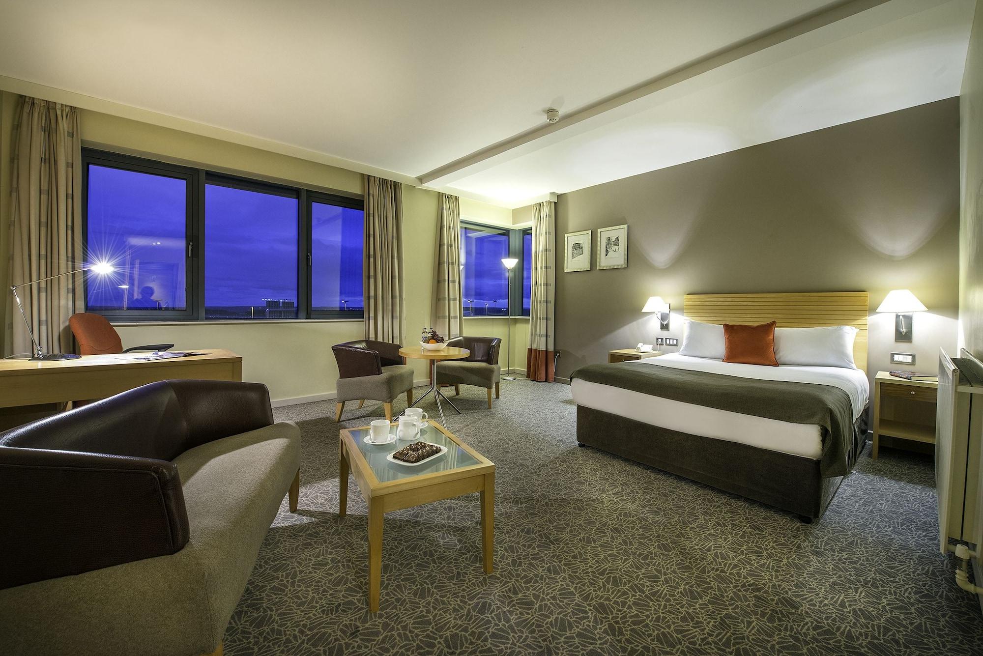 Cork Airport Hotel ภายนอก รูปภาพ