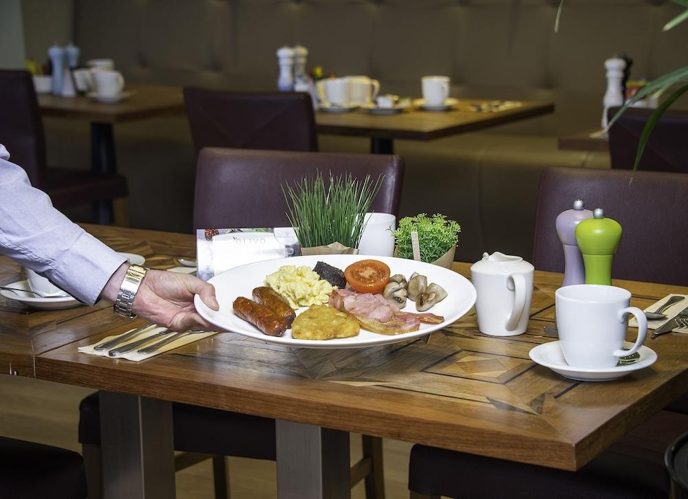 Cork Airport Hotel ภายนอก รูปภาพ