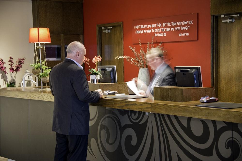 Cork Airport Hotel ภายนอก รูปภาพ