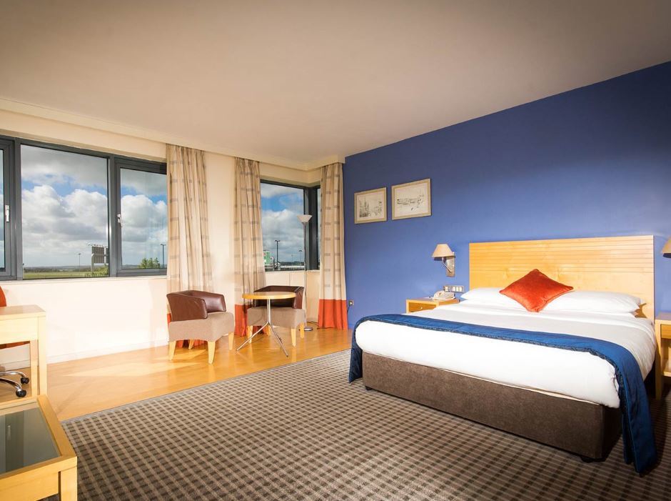 Cork Airport Hotel ภายนอก รูปภาพ