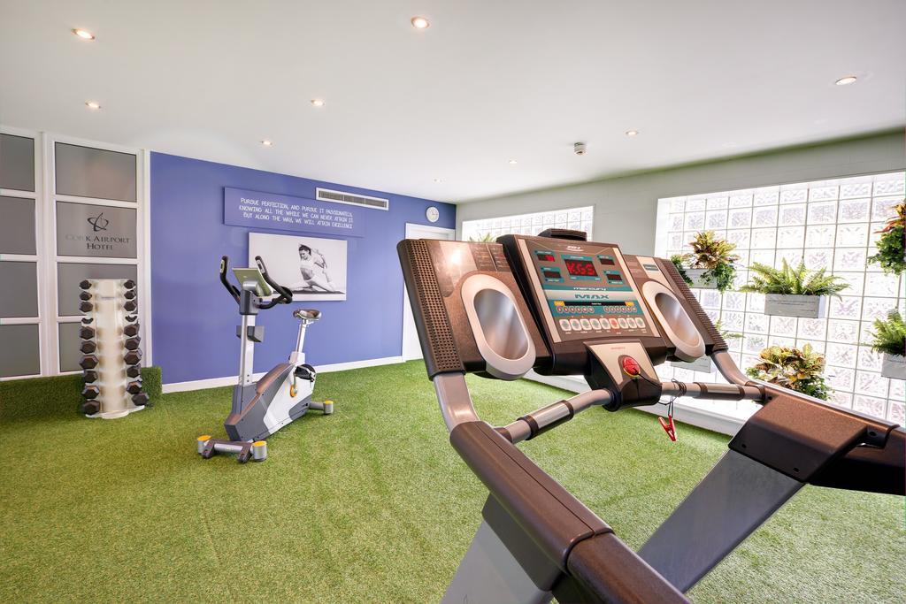 Cork Airport Hotel ภายนอก รูปภาพ
