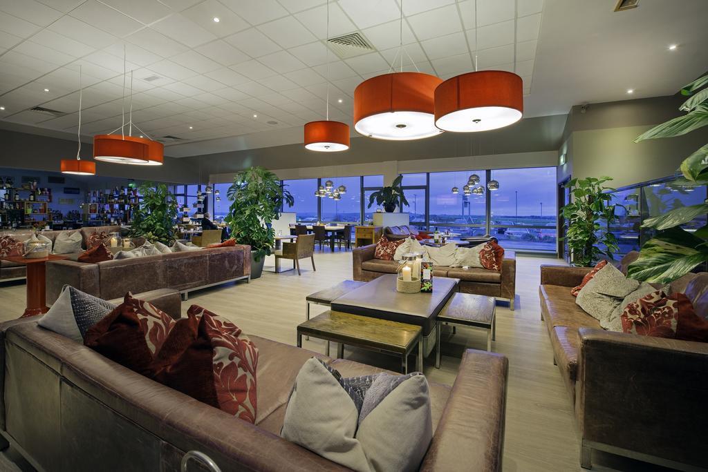 Cork Airport Hotel ภายนอก รูปภาพ