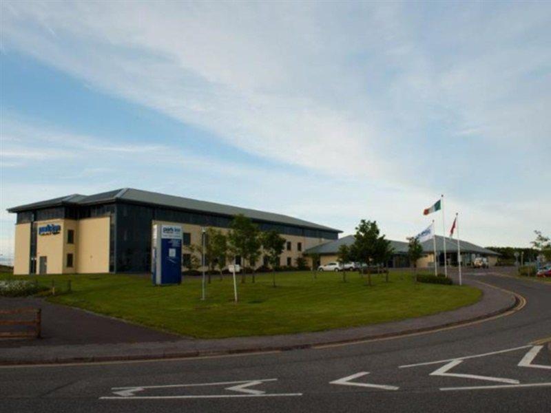 Cork Airport Hotel ภายนอก รูปภาพ