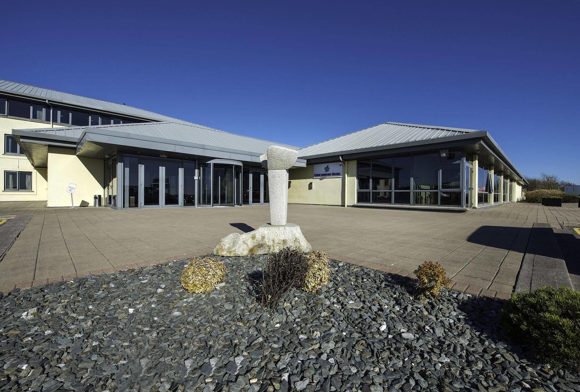 Cork Airport Hotel ภายนอก รูปภาพ