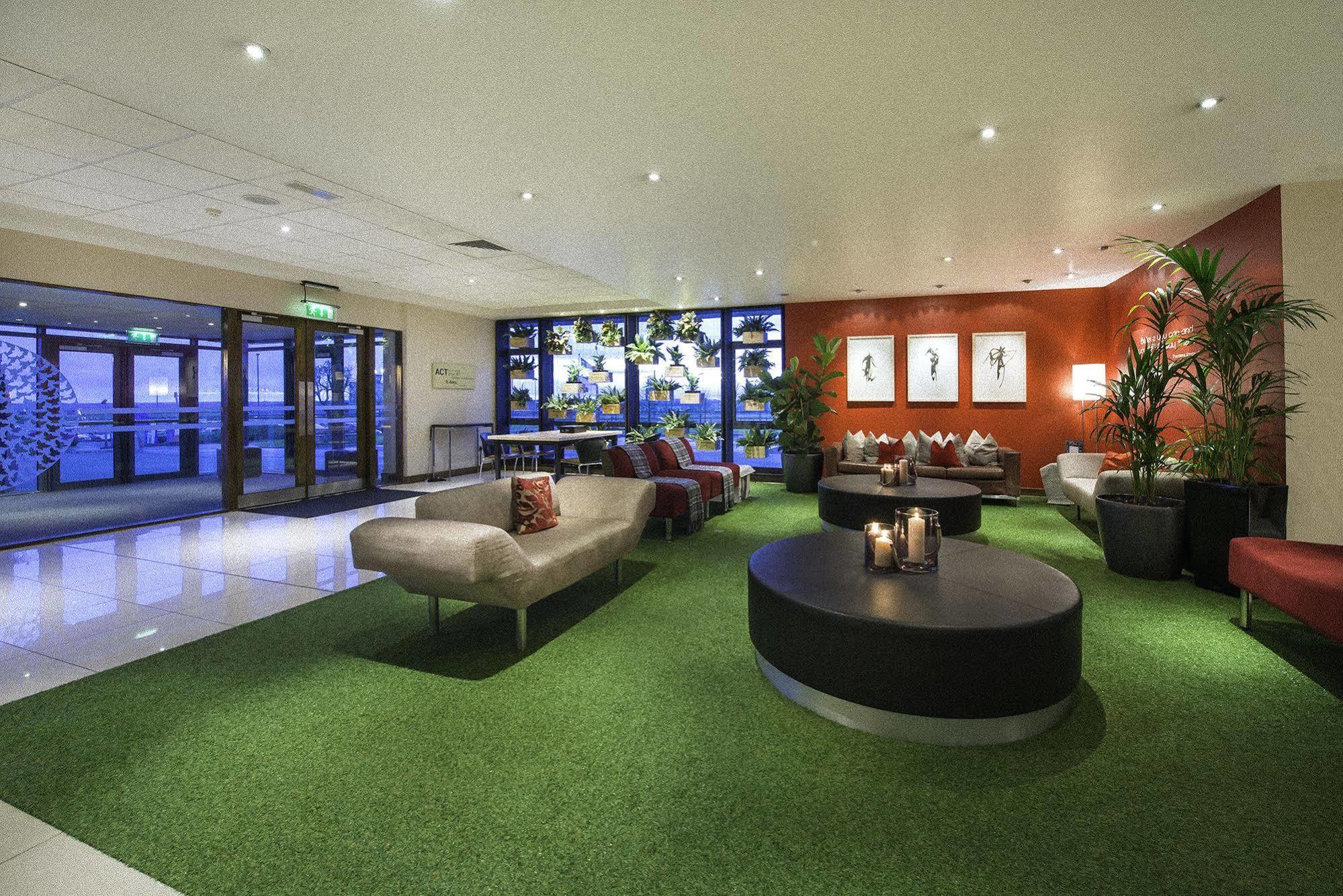 Cork Airport Hotel ภายนอก รูปภาพ